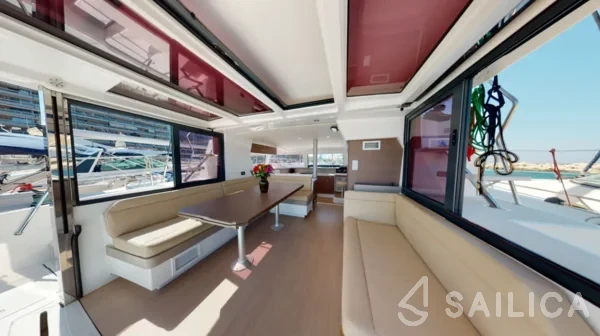 Bali 4.1 - Yacht Charter Sailica