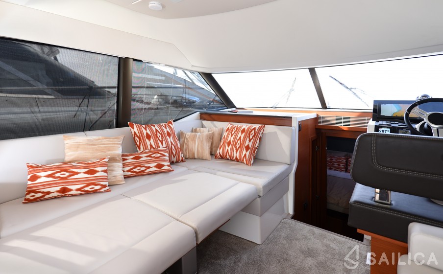Prestige 42 Fly - Yacht Charter Sailica