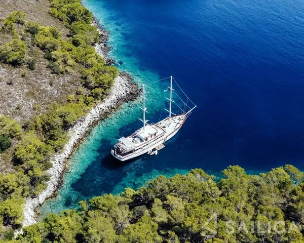 Gulet - Yacht Charter Sailica