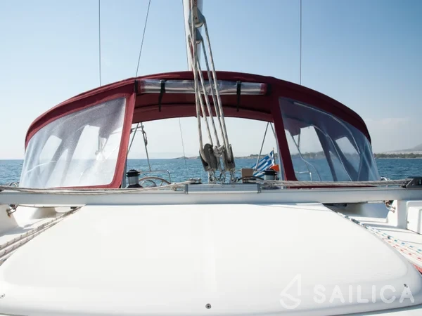 Oceanis 473 - Yacht Charter Sailica