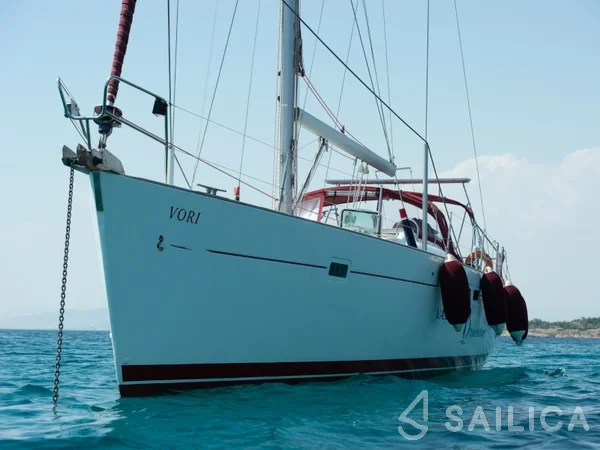 Oceanis 473 - Yacht Charter Sailica