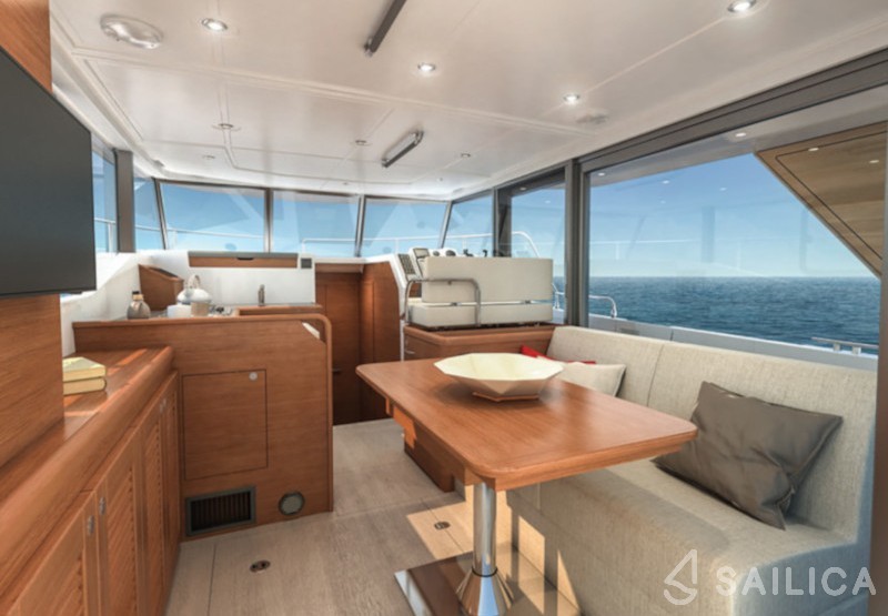 Swift Trawler 35 - Yacht Charter Sailica