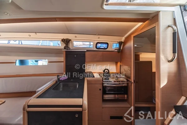 Sun Odyssey 349 - Yacht Charter Sailica