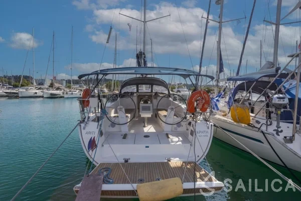 Bavaria 41 Cruiser - Yacht Charter Sailica