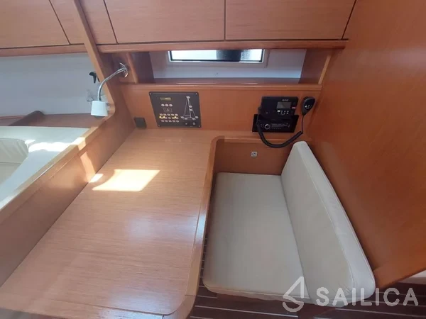 Bavaria 41 Cruiser - Yacht Charter Sailica