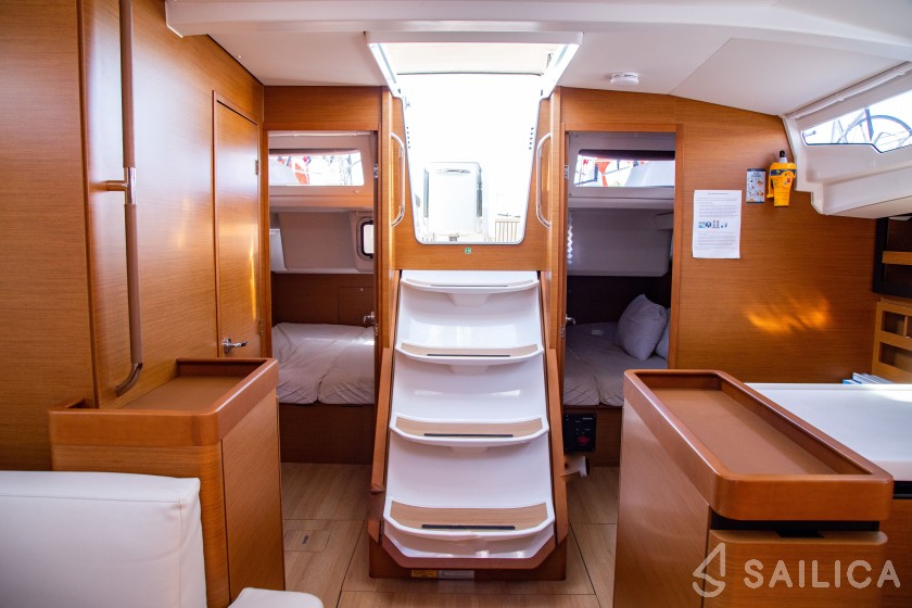 Sun Odyssey 440 - Yacht Charter Sailica