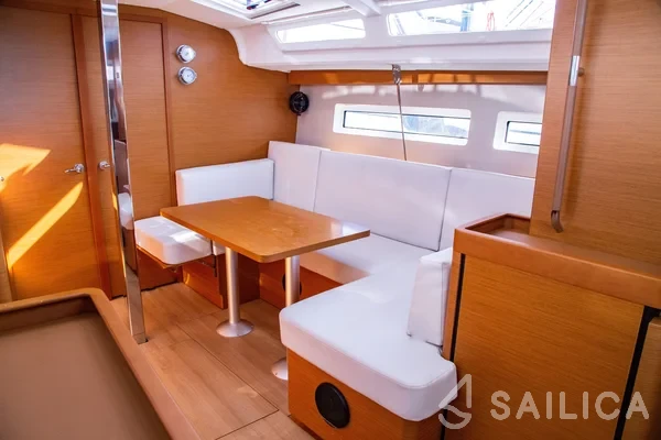 Sun Odyssey 440 - Yacht Charter Sailica