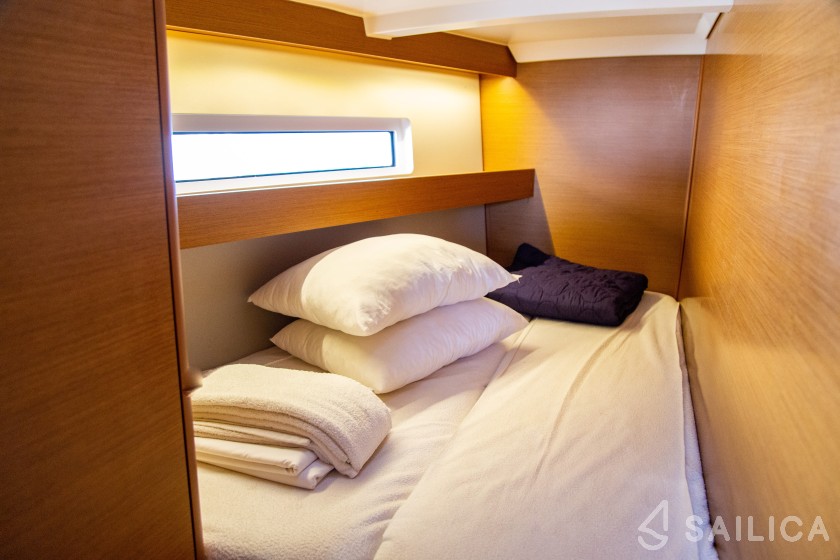 Sun Odyssey 440 - Yacht Charter Sailica