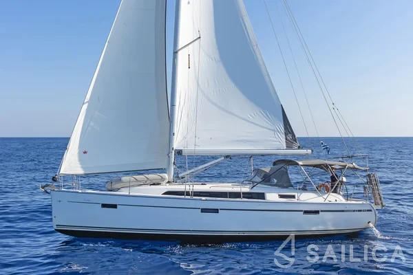 Bavaria 41 Cruiser - Yacht Charter Sailica
