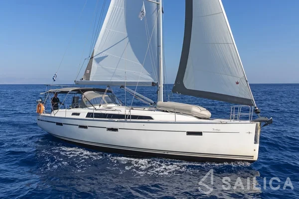 Bavaria 41 Cruiser - Yacht Charter Sailica