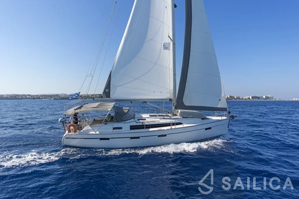 Bavaria 41 Cruiser - Yacht Charter Sailica