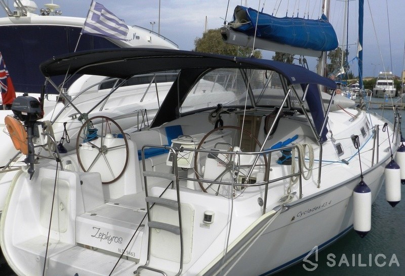 Cyclades 43.4 - Yacht Charter Sailica