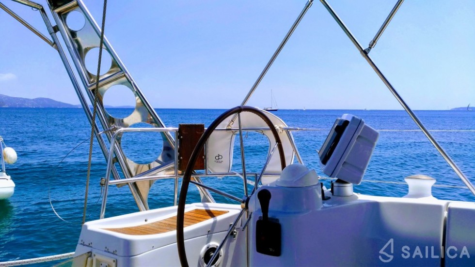 Feeling 546 - Yacht Charter Sailica