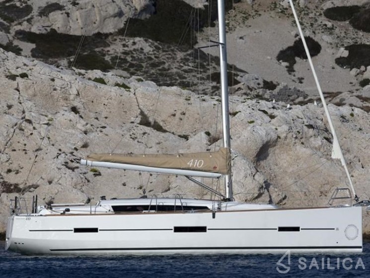 Dufour 410 GL - Yacht Charter Sailica