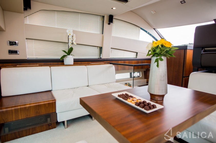 Fairline Squadron 42 - Yacht Charter Sailica