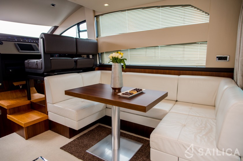 Fairline Squadron 42 - Yacht Charter Sailica