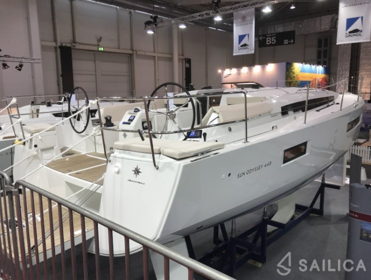 Sun Odyssey 440 - Yacht Charter Sailica