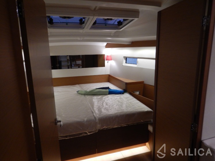Sun Odyssey 440 - Yacht Charter Sailica