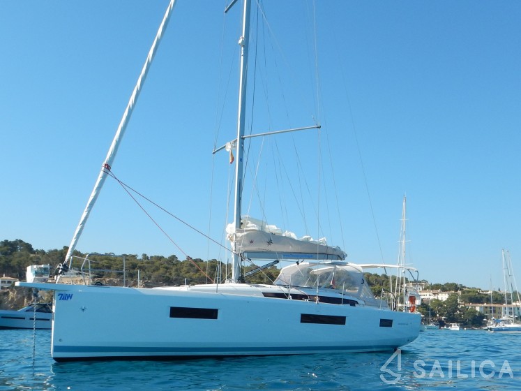 Sun Odyssey 440 - Yacht Charter Sailica