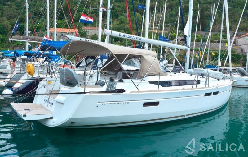 Sun Odyssey 479 - Yacht Charter Sailica
