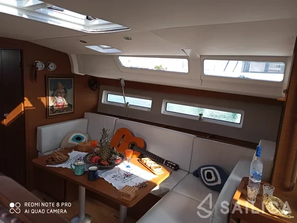 Sun Odyssey 490 - Yacht Charter Sailica