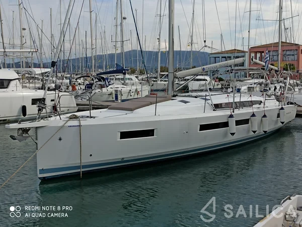 Sun Odyssey 490 - Yacht Charter Sailica