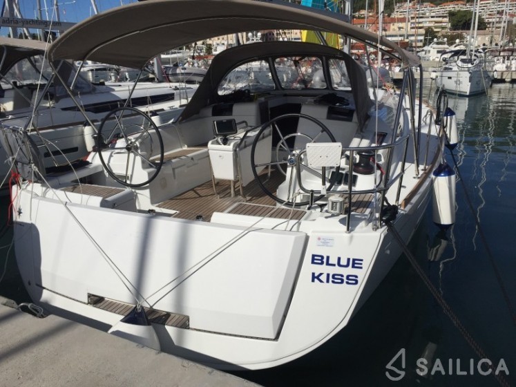 Sun Odyssey 449 - Yacht Charter Sailica