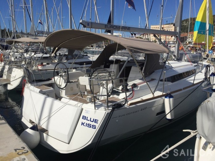 Sun Odyssey 449 - Yacht Charter Sailica