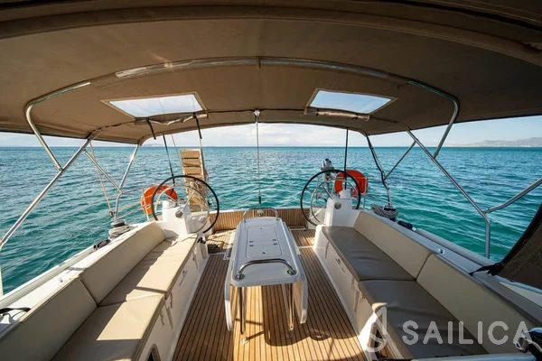 Sun Odyssey 519 - Yacht Charter Sailica