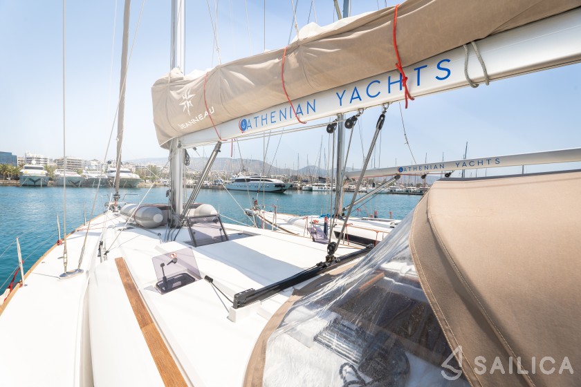 Sun Odyssey 519 - Yacht Charter Sailica