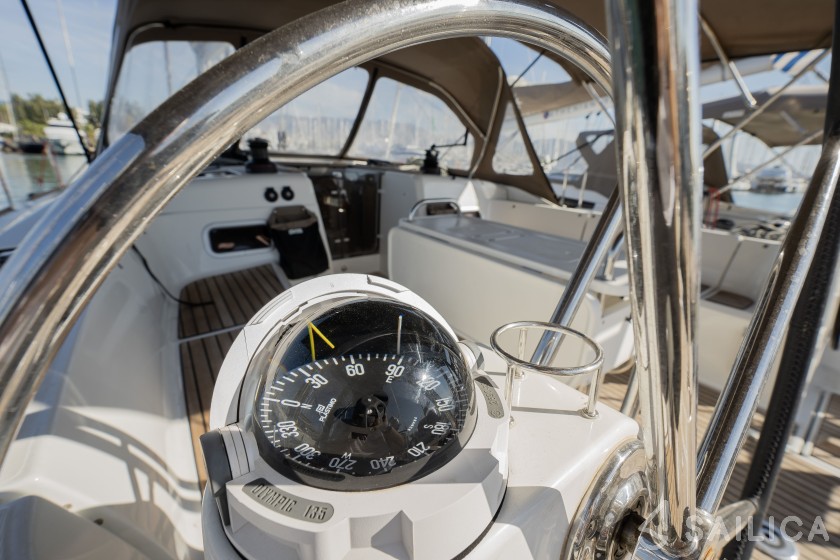Sun Odyssey 519 - Yacht Charter Sailica