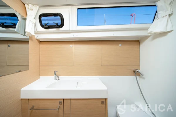 Sun Odyssey 519 - Yacht Charter Sailica