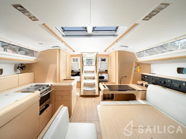 Sun Odyssey 519 - Yacht Charter Sailica