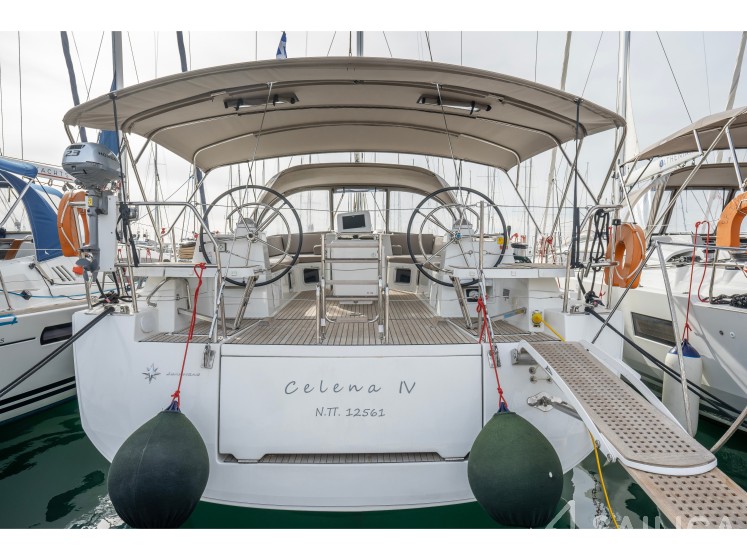 Jeanneau 54 - Yacht Charter Sailica