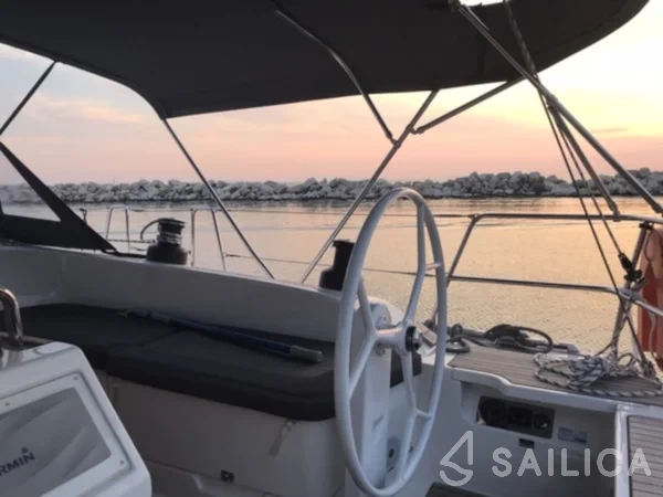 Bavaria 51 Cruiser - Yacht Charter Sailica