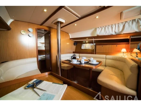 Sun Odyssey 42i - Yacht Charter Sailica