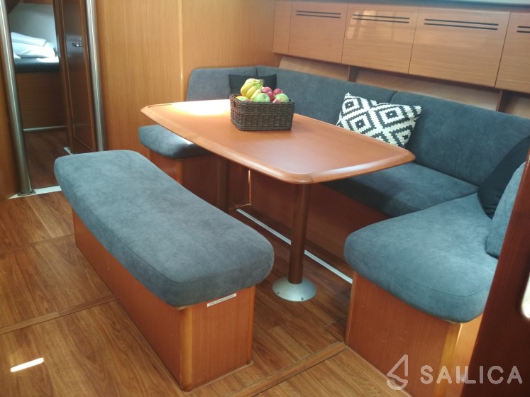 Cyclades 43.4 - Yacht Charter Sailica