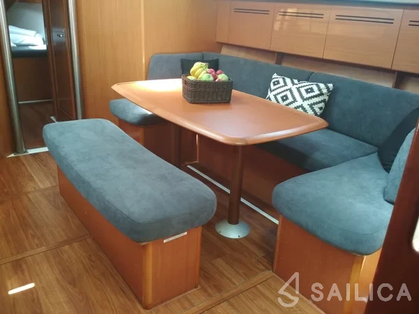 Cyclades 43.4 - Yacht Charter Sailica