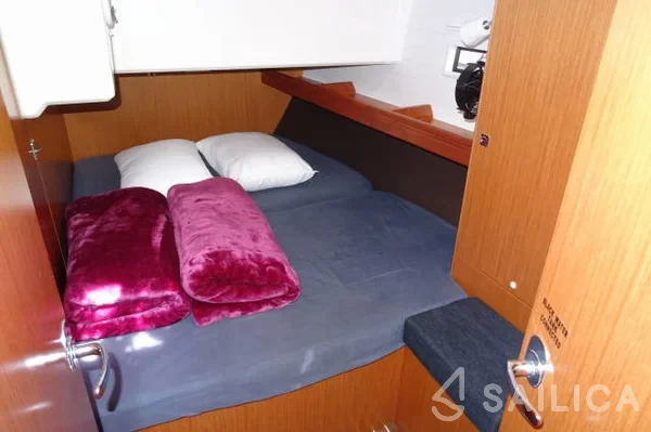 Bavaria 46 Cruiser - Yacht Charter Sailica