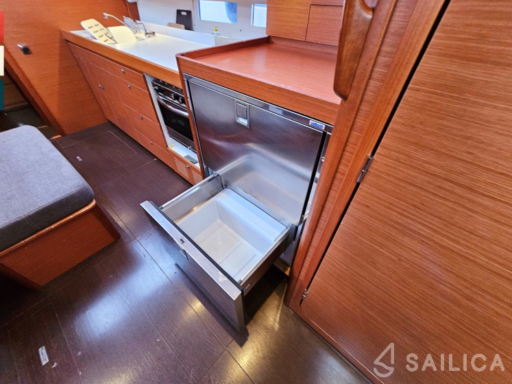 Dufour 460 GL - Yacht Charter Sailica