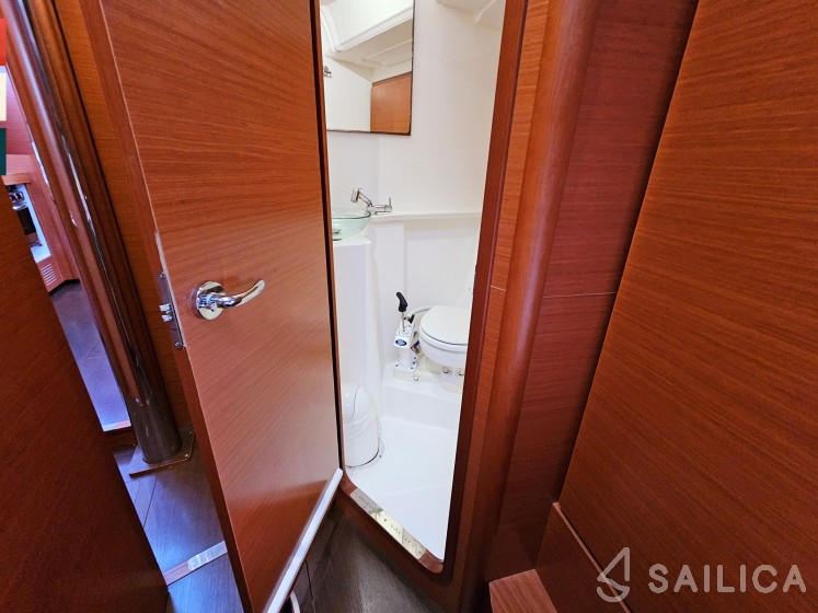 Dufour 460 GL - Yacht Charter Sailica
