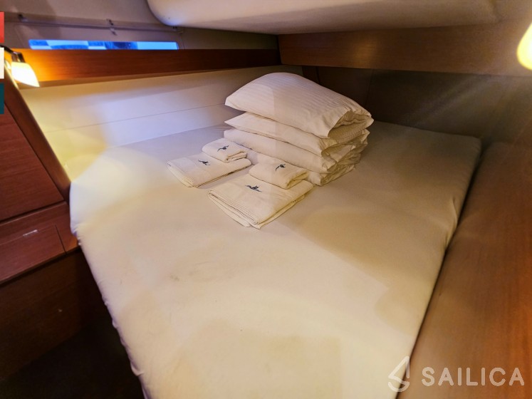 Dufour 460 GL - Yacht Charter Sailica