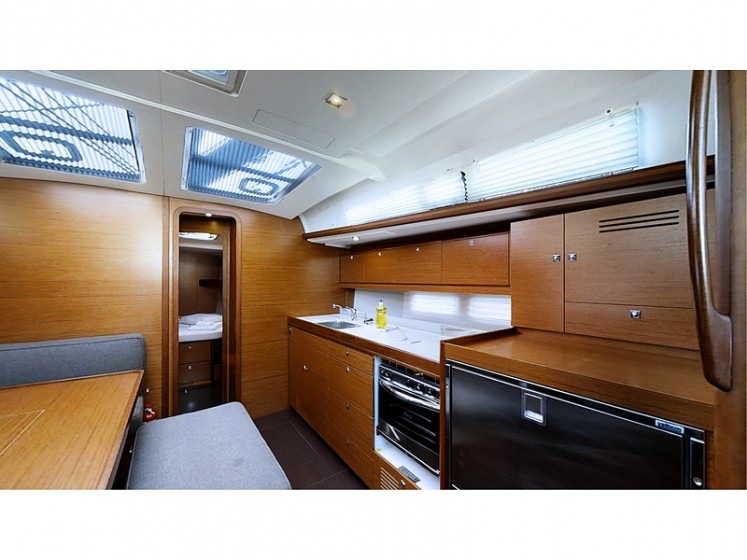 Dufour 460 GL - Yacht Charter Sailica