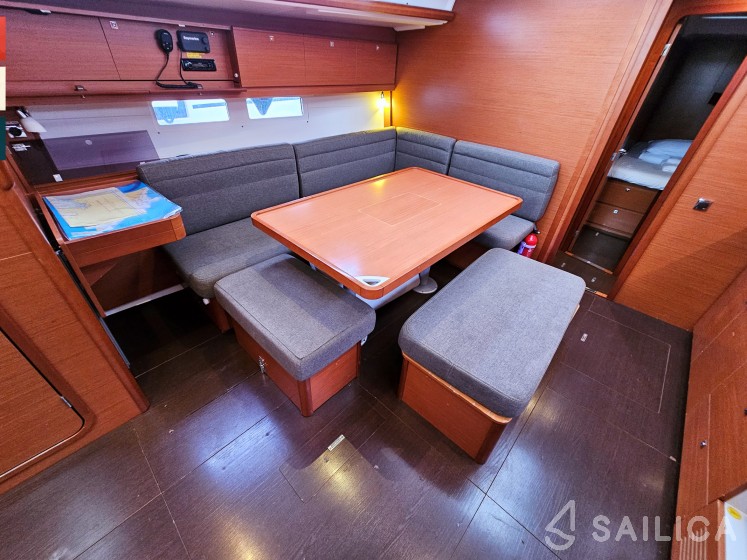 Dufour 460 GL - Yacht Charter Sailica
