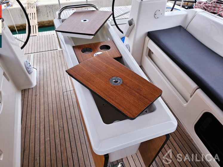 Dufour 460 GL - Yacht Charter Sailica