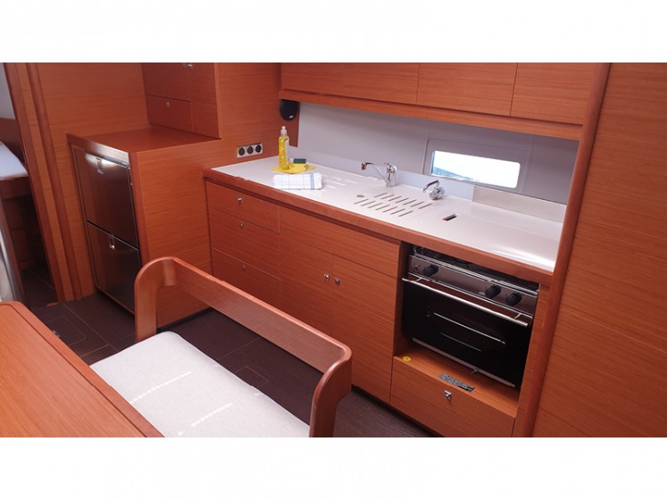 Dufour 430 - Yacht Charter Sailica