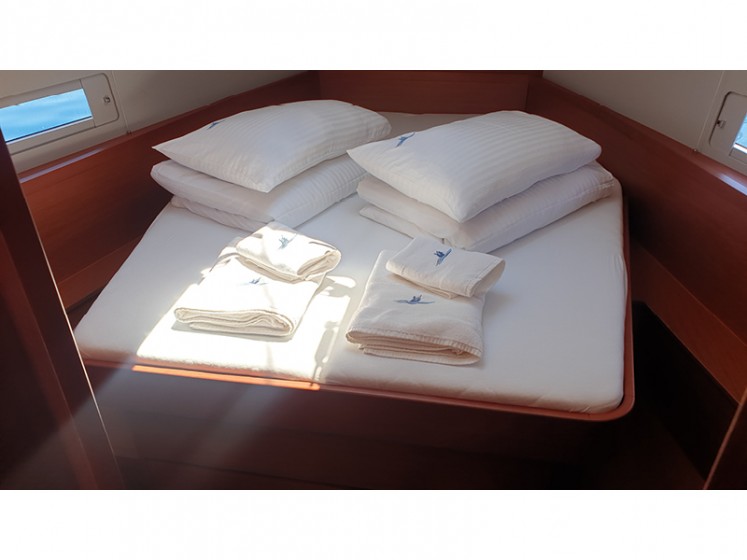 Dufour 430 - Yacht Charter Sailica