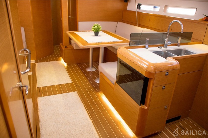 Sun Odyssey 439 - Yacht Charter Sailica