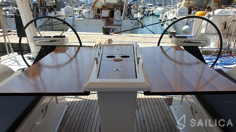 Dufour 390 Grand Large - Yacht Charter Sailica