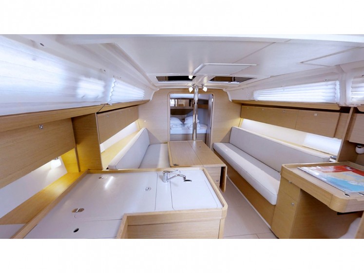 Dufour 360 GL - Yacht Charter Sailica
